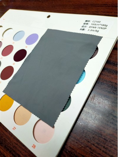 GZ-CF sunscreen polyester UPF50+ Specifications: 160CM Weight: 180GSM Composition: 85%N 15%SP Meters: 3.3M/KG side view